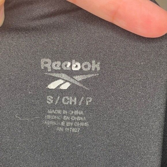 Reebok Women’s Black Workout Capri Leggings Size Small - Picture 3 of 6